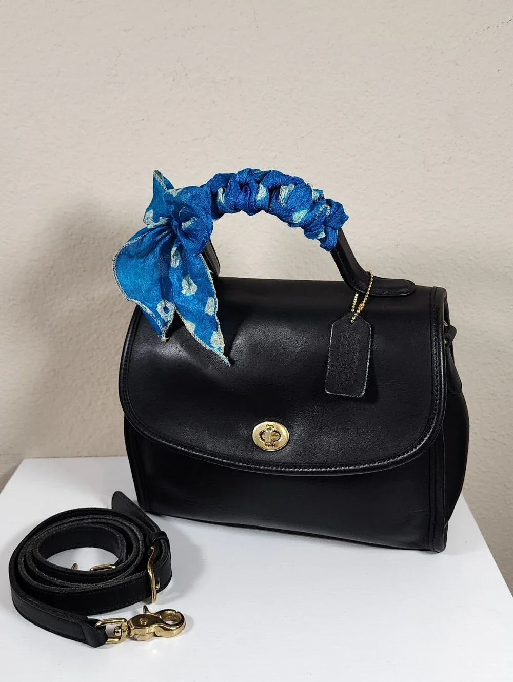 Vintage Coach Black Leather Manor Bag #9977